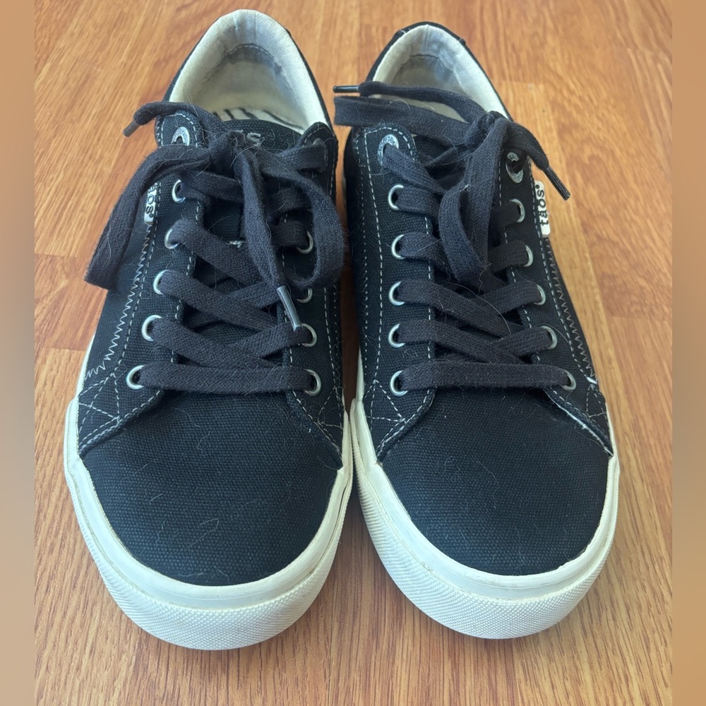 Taos Footwear Black Canvas Sneakers with White Soles